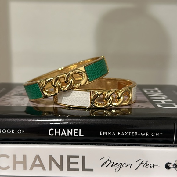 Cache Gold bangles - Picture 3 of 9